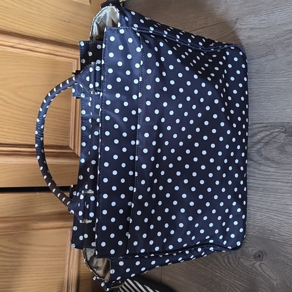 Ju-Ju-Be Be Classy Diaper Bag with matching Be Spendy Wallet in Duchess print - Picture 5 of 8